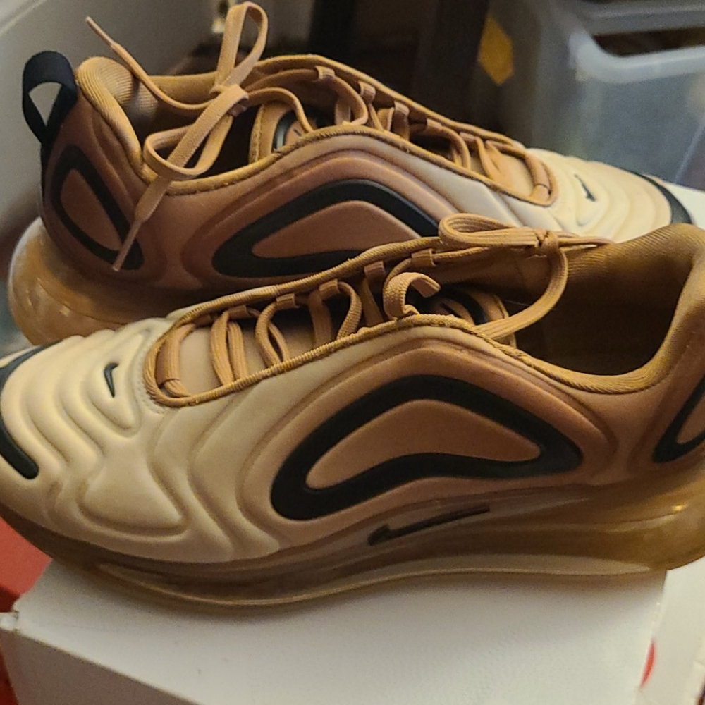 Nike Air Max 720